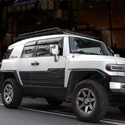 صورة غطاء لوحة الباب الخارجي Toyota FJ Cruiser