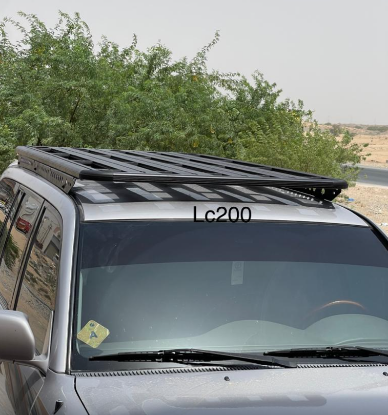 صورة سلة ألمونيوم تويوتا لاندكروزر LC200 + القواعد